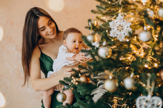 Navigating the Christmas Season as a New Mom